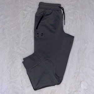 Under Armour boys size youth small grey joggers